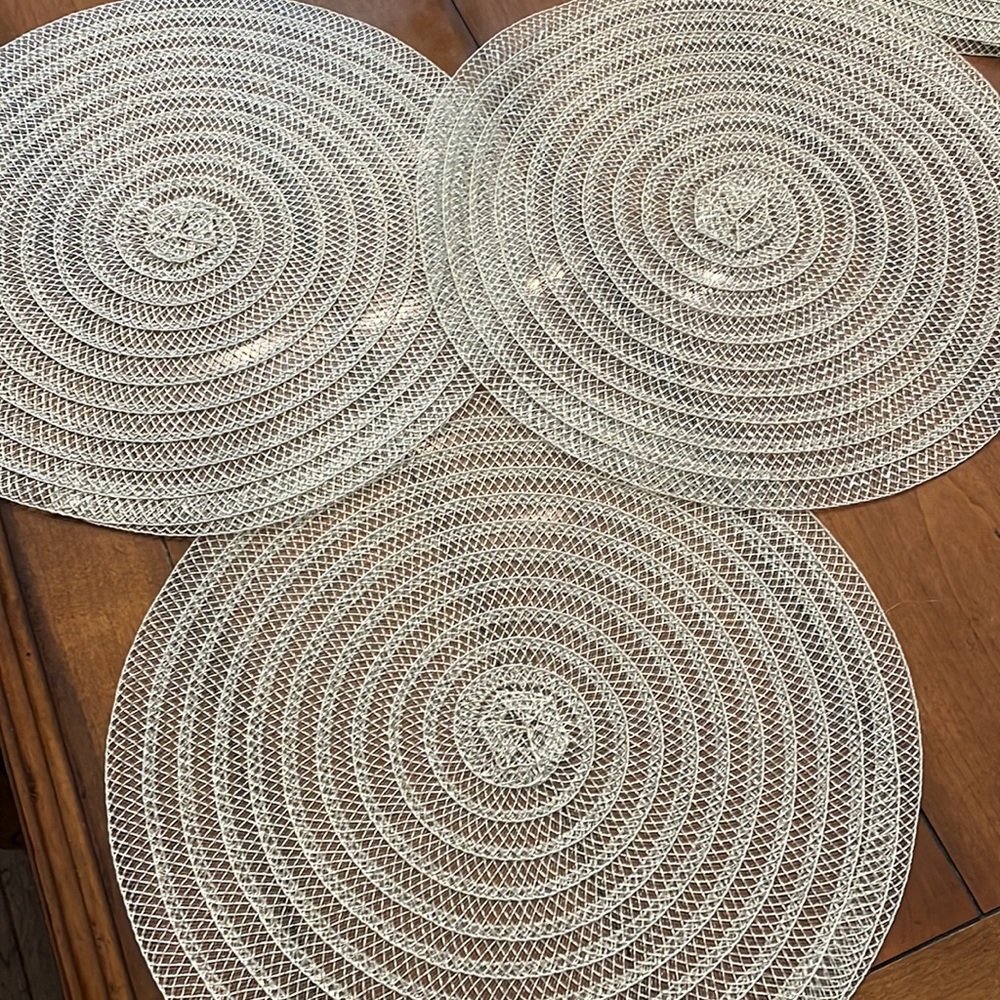 12 placemats in champagne color…$12 is final price. No lower offer accepted